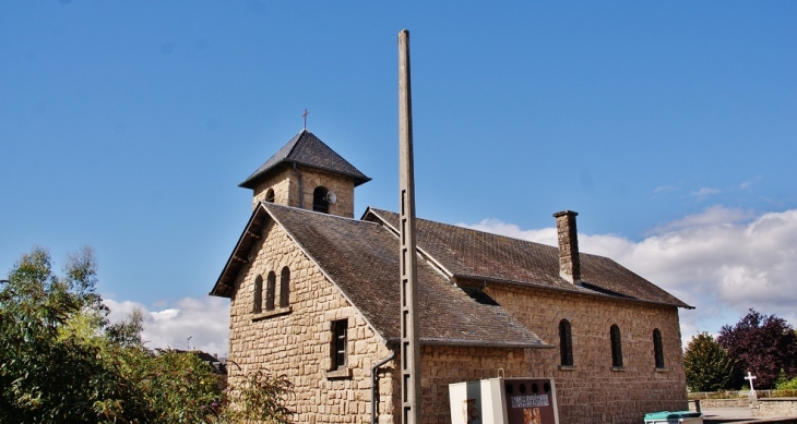  Chapelle de Montaignac - Montaignac-Saint-Hippolyte