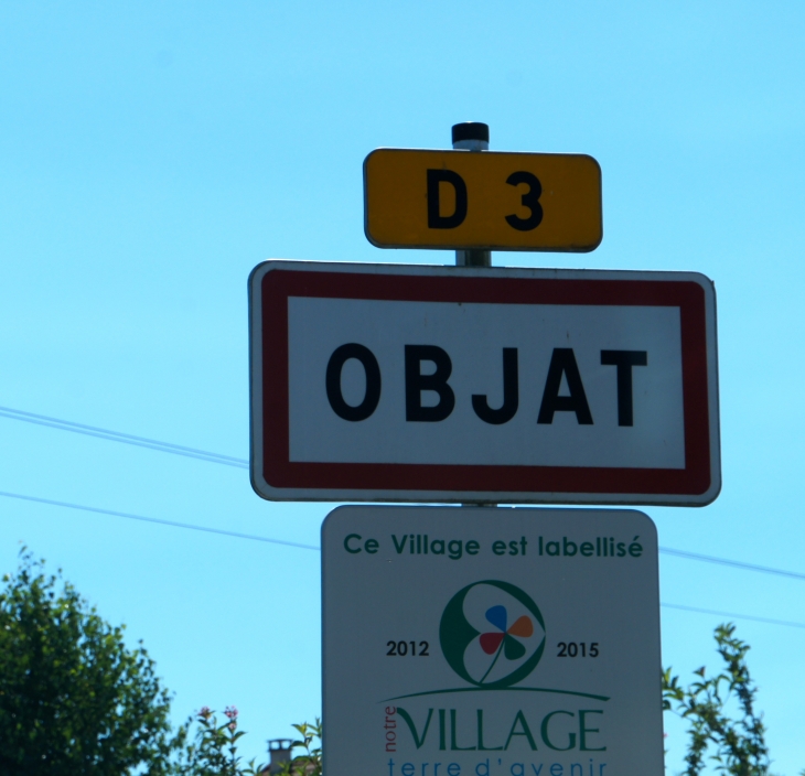 Autrefois :  En occitan, Ajac. - Objat
