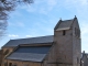 Eglise Saint-Pierre du XIIIe siècle restaurée et remaniée au cours du XIXe siècle.