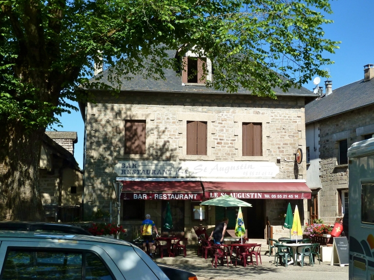 Le Restaurant. - Saint-Augustin