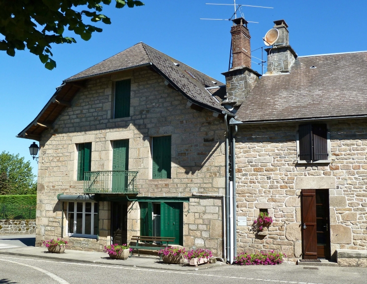 Maison du village. - Saint-Augustin