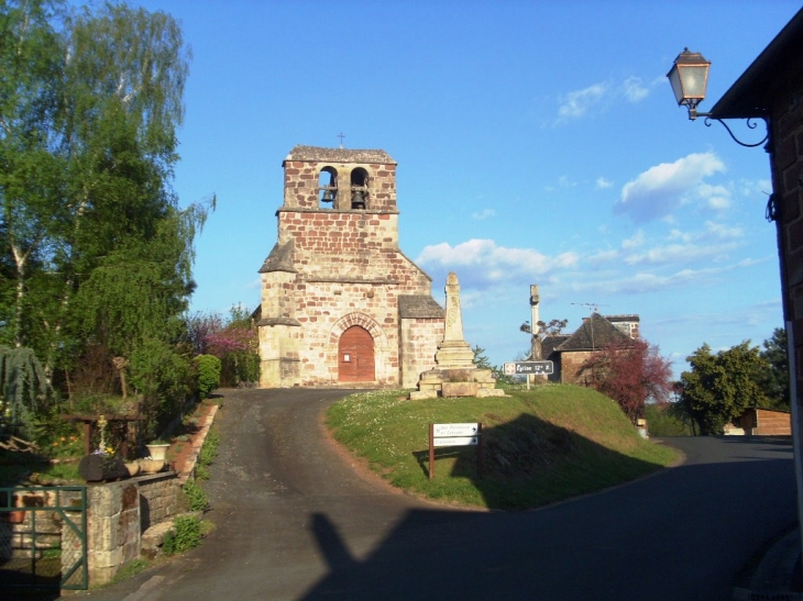 Saint-Cyprien église du 12ème