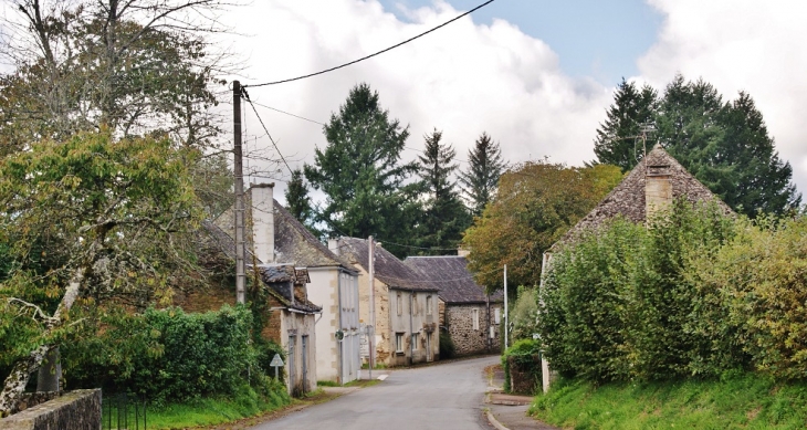 Le Village - Saint-Merd-de-Lapleau