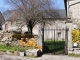Photo suivante de Saint-Merd-les-Oussines Maison du village.