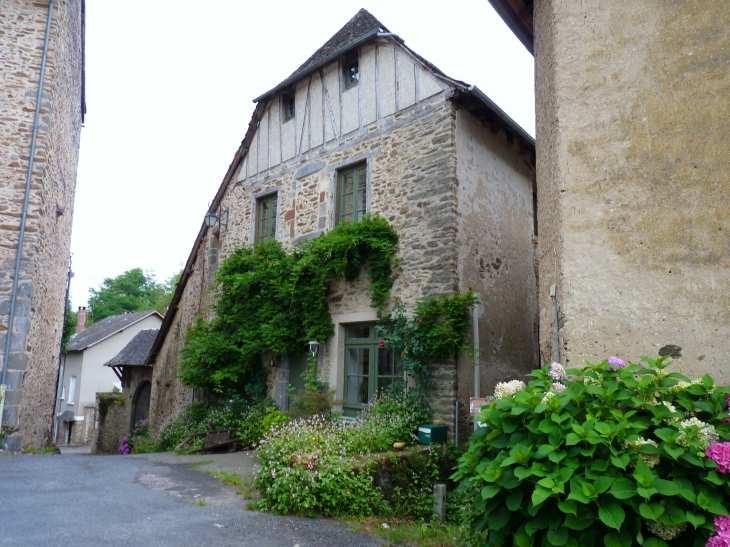 Maison à Ségur-le-Chateau - Ségur-le-Château