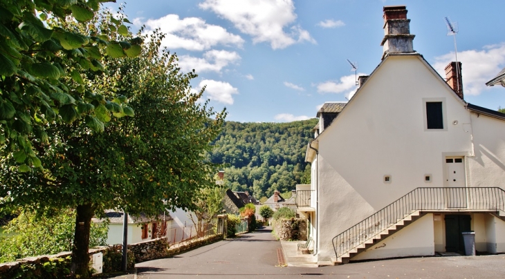 Photo à Soursac (19550) Le Village Soursac, 301234