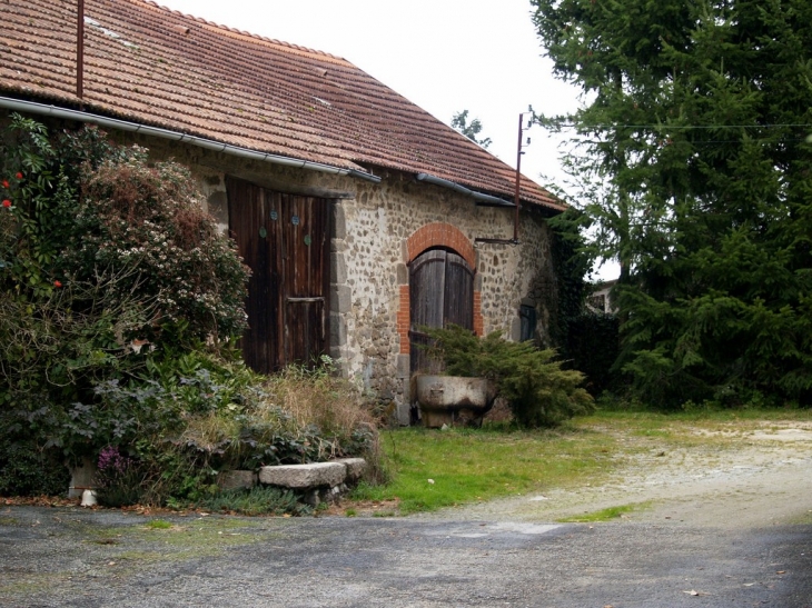 Maison Creusoise à Augère - Augères