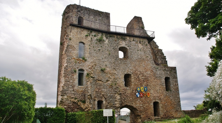 Le Château - Crocq