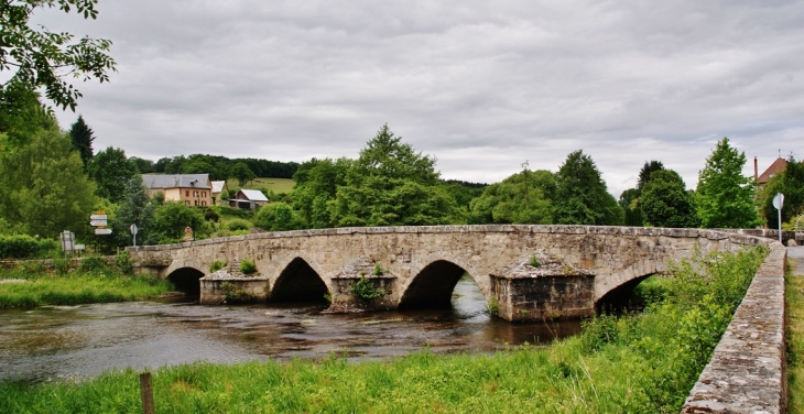 Pont Roby sur la Creuse - Felletin