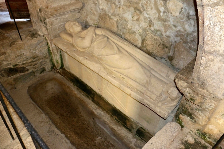 Dans l'église - Maisonnisses