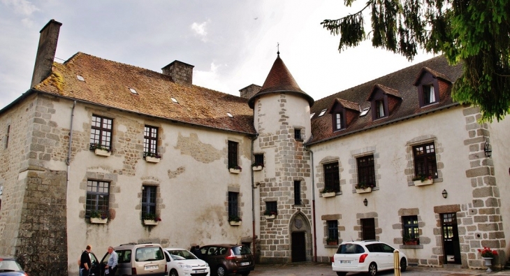Le Château-La Mairie - Mérinchal