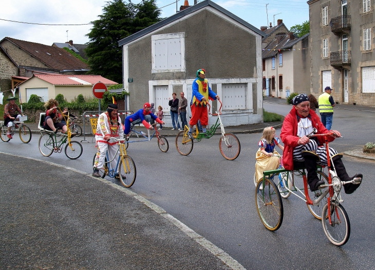 La fête à Vieilleville - course cycliste - Mourioux-Vieilleville