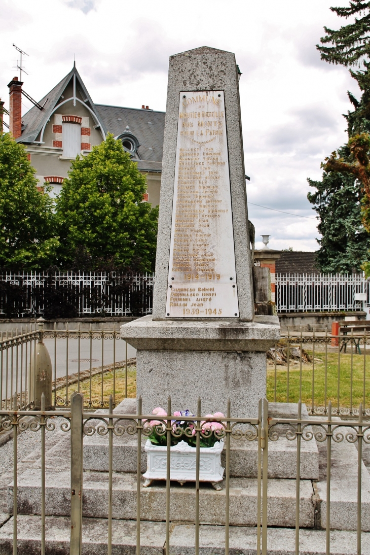 Monument-aux-Morts - Moutier-Rozeille