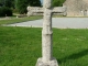 Croix patée en granite