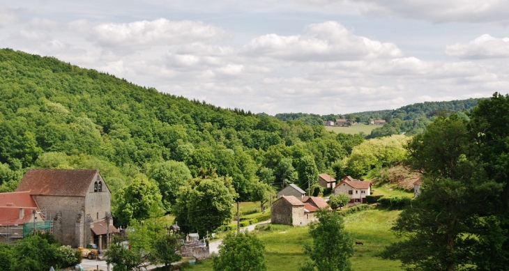 Le Village - Saint-Avit-de-Tardes