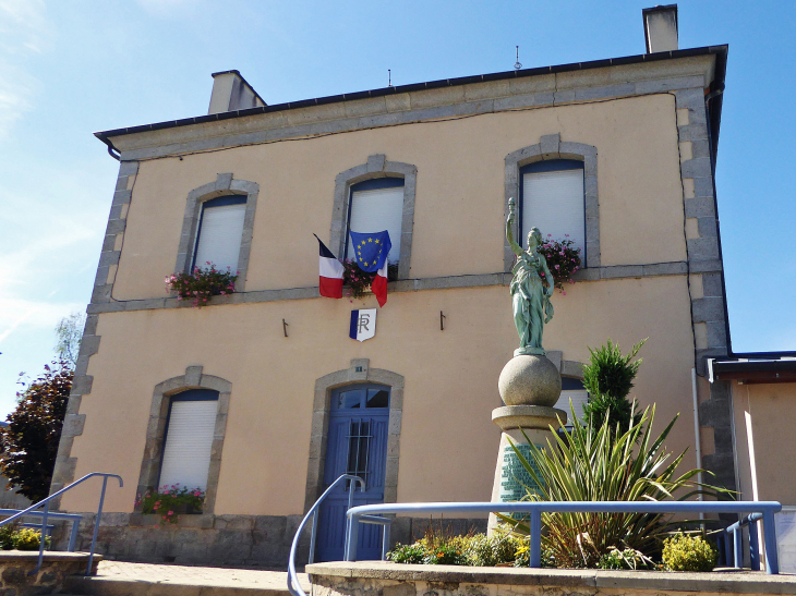 La mairie - Saint-Maurice-la-Souterraine