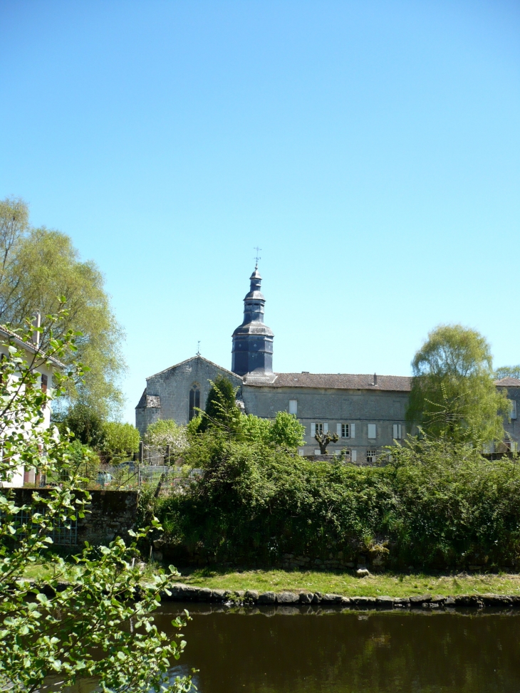 Eglise des Augustins XIII° - Mortemart
