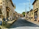 Photo précédente de Oradour-sur-Glane Cité martyre (10 juin 1944) - Rue centrale de l'ancien village (carte postale de 1960)
