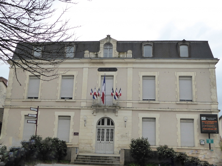 La mairie - Saint-Junien