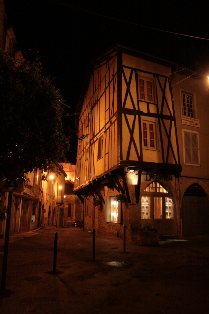 La nuit, dans St Léo,  - Saint-Léonard-de-Noblat