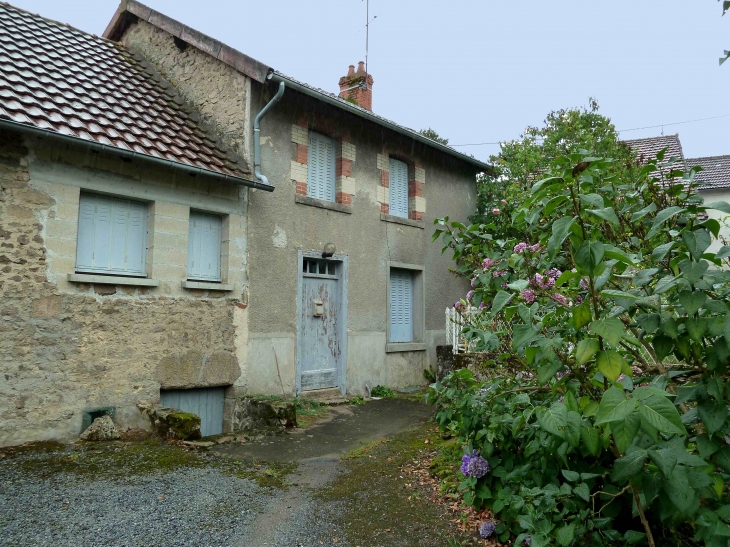 Maison du village. - Saint-Sulpice-Laurière