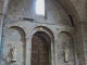 La porte du transept nord de l'église abbatiale Saint Pierre.