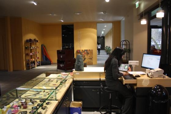 Pôle Bijou Galerie - une boutique spécialisée (bijoux de créateurs, librairie...) - Baccarat