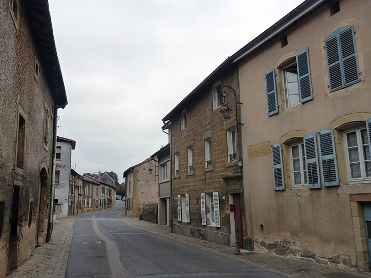 Maisons du village - Cons-la-Grandville