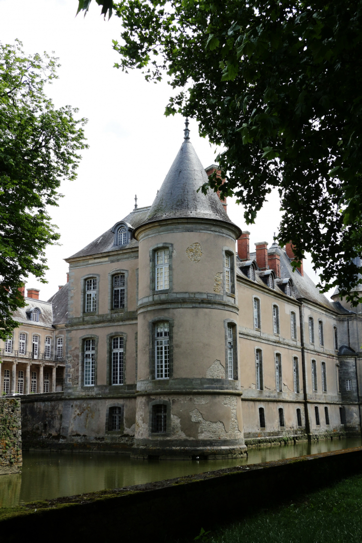 Chateau de Haroué - www.baladesenfrance.info - Guy Peinturier