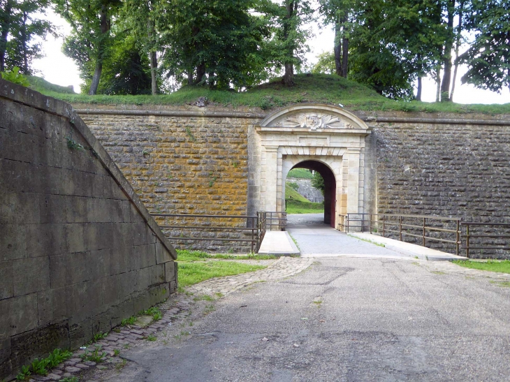 Citadelle Vauban : l'entrée - Longwy