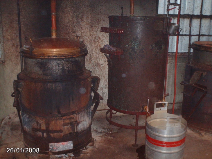 L'intérieur du local de distillation - Mancieulles