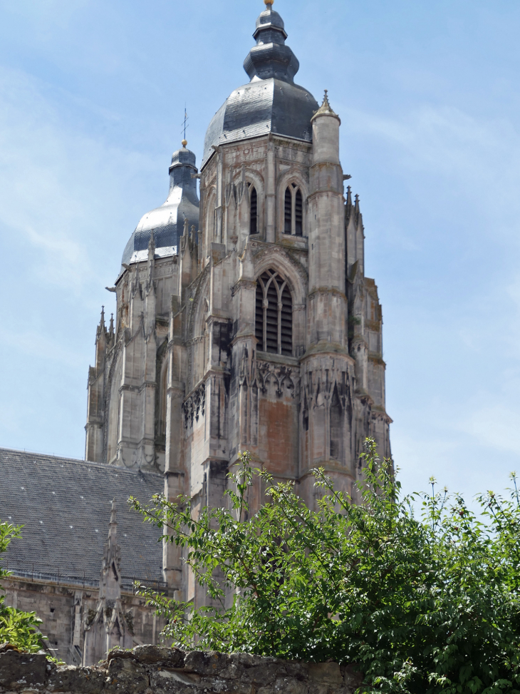 Les clochers de la basilique Saint Nicolas - Saint-Nicolas-de-Port