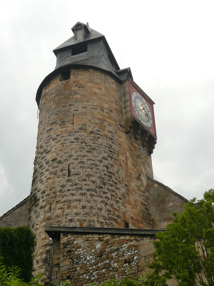 Tour de l'horloge coté rue de la tour - Bar-le-Duc