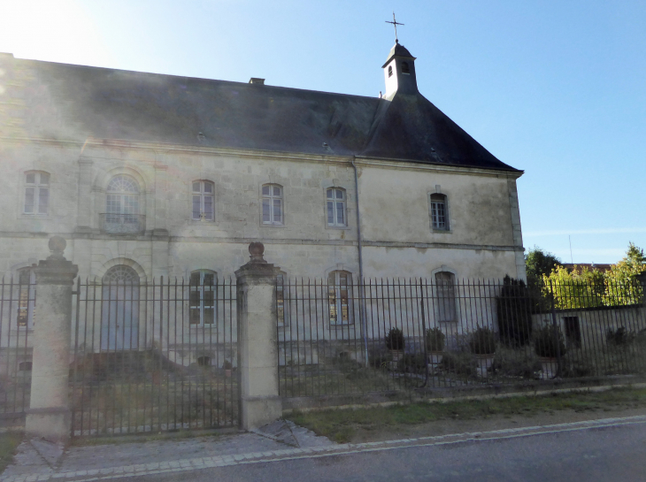 Le prieuré des Prémontrés - Brieulles-sur-Meuse