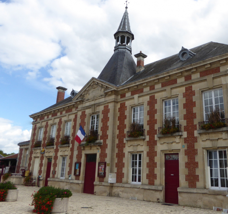 La mairie - Charny-sur-Meuse
