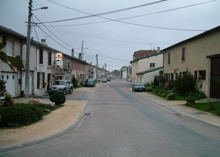 Rue du four - Dieue-sur-Meuse