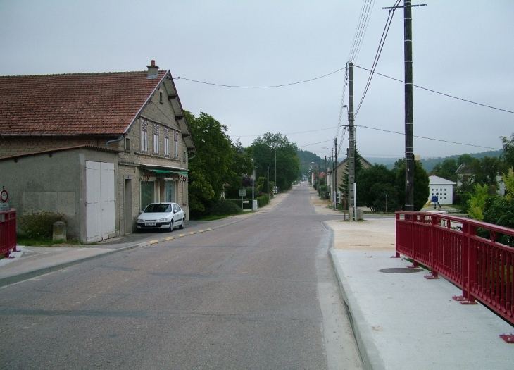 Rue des Dames - Dieue-sur-Meuse