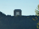 le mémorial américain au sommet de la butte