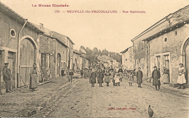 Rue nationale - Neuville-lès-Vaucouleurs