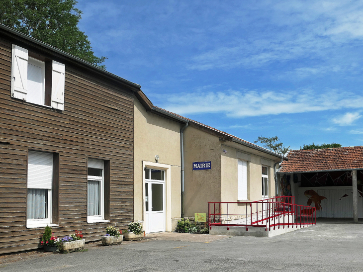 La mairie - Noyers-Auzécourt