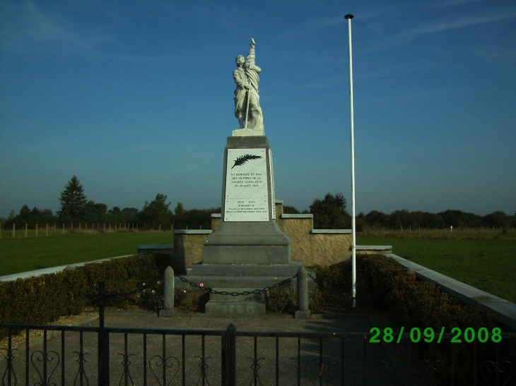 Monument aux morts - Rouvres-en-Woëvre