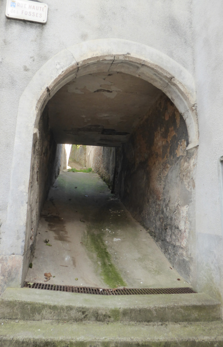 Passage rue Haute des Fossés - Saint-Mihiel