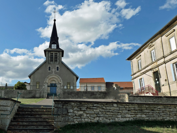 La mairie et l'église - Septsarges