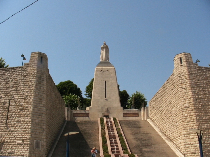 Monument de la victoire - Verdun