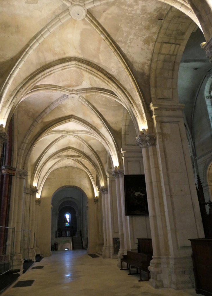 Dans la cathédrale Notre Dame - Verdun