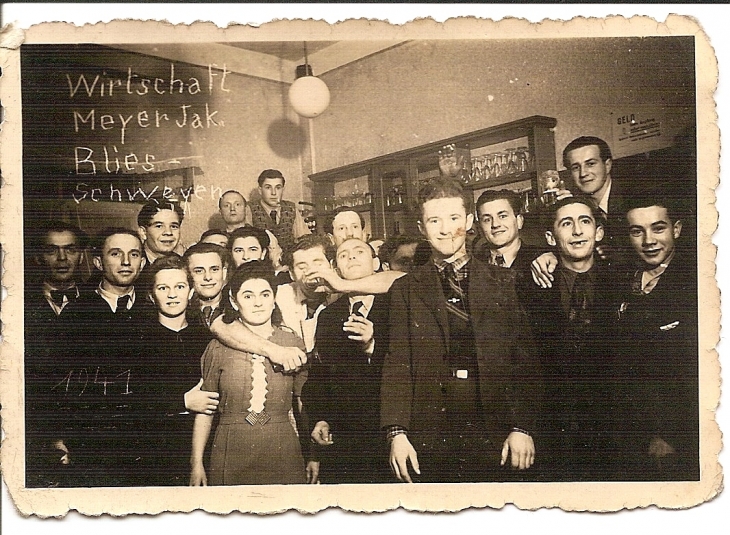Café chez Meyer Blies -scheweyen 1941 - Blies-Guersviller