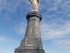 l'impressionnante statue de la vierge : 7 mètres de haut sur un socle de 14 mètres
