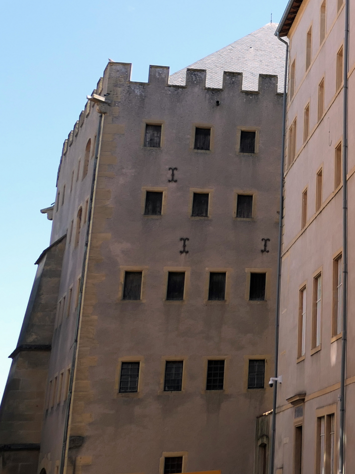 Colline Sainte Croix : le grenier de Chévremont 15ème siècle - Metz