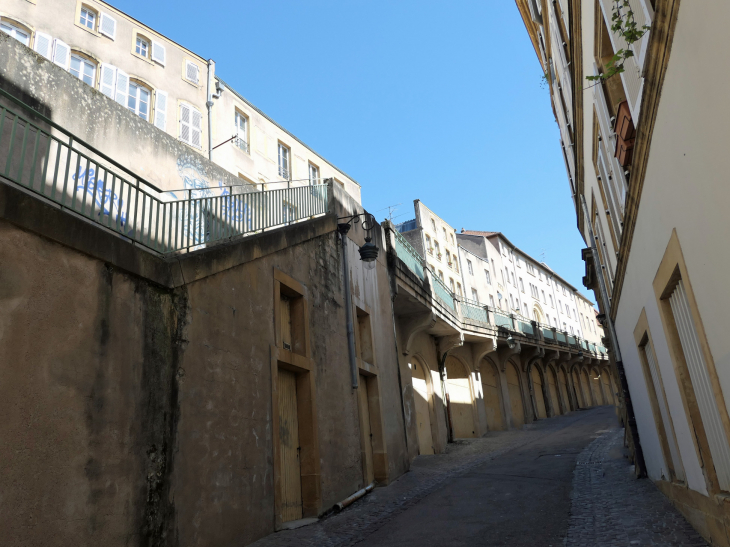 Rue Saulnerie : ancien quartiers des Tanneurs - Metz
