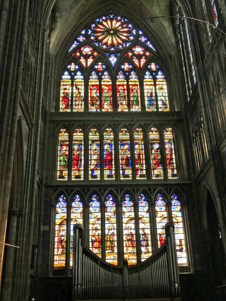 Cathédrale Saint Etienne: verrière du transept Sud Valentin Bousch 1530 - Metz